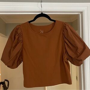 Puff sleeve top